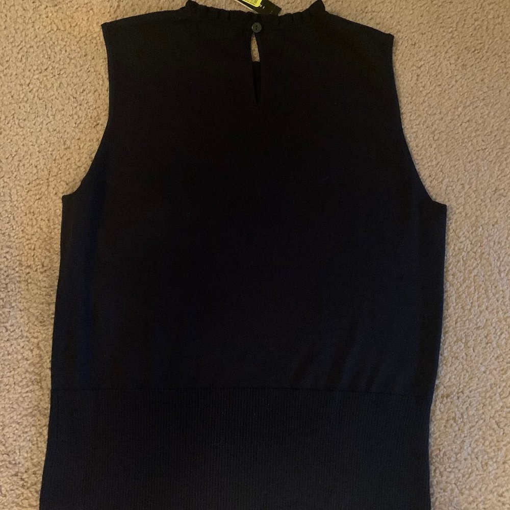 Top - Picture 2 of 2